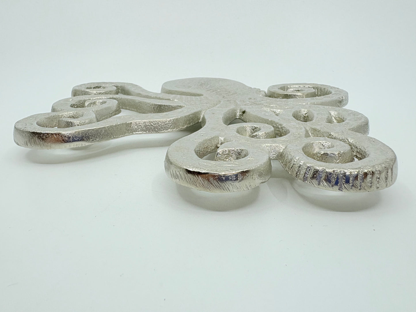 Silver Metal Octopus - 25x25x1cm