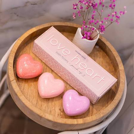 Annabel Trends Bath Fizzers - Love Heart Pack of 3 - 80g - 21.5x7cm