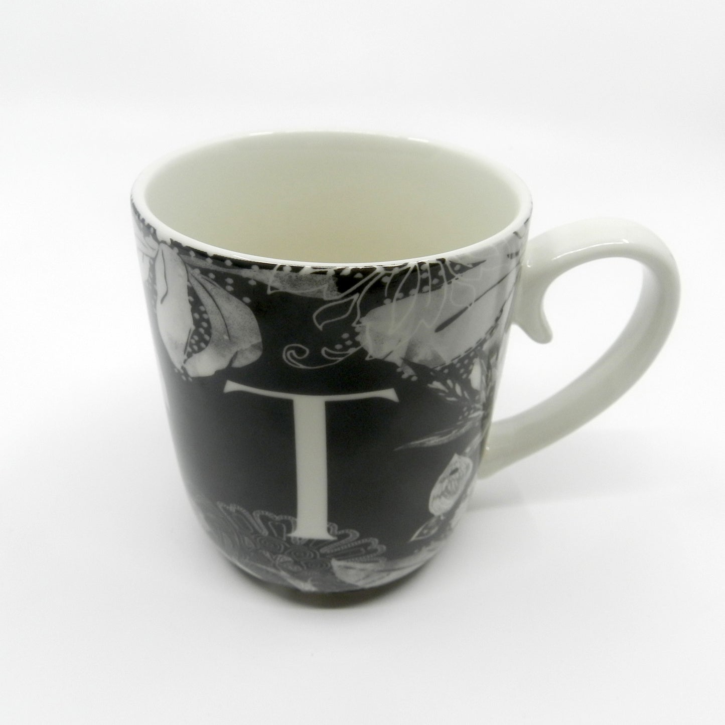 Artique Studio Mug - T