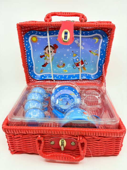 Children's Picnic Basket with Tin Tea Set - 15 pieces - 27x19x13cm