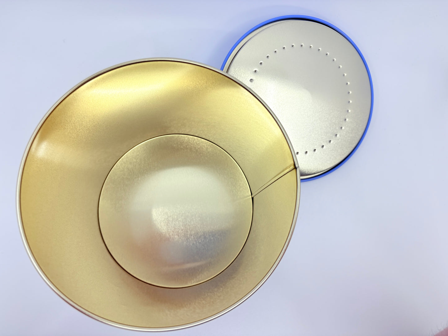 Sara Miller Bird and Floral Tin - Blue - 18x16.5cm